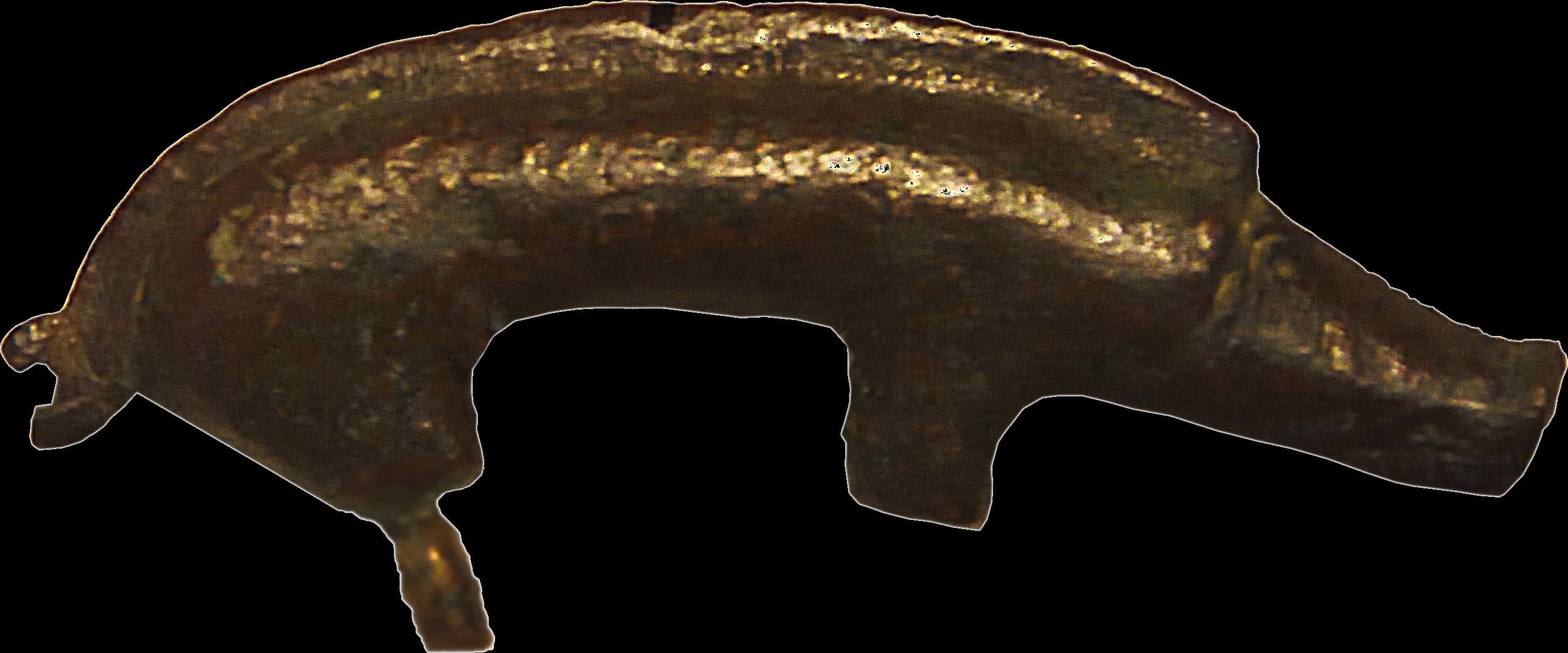 A small copper-alloy boar with a raised mane and simplified body; legs form a pin-and-socket mount, and eyes, nostrils and tusks are only faintly marked.